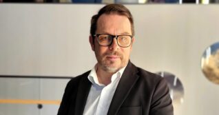 Tekoäly vapauttaa aikaamme – ja voi silti polttaa meidät loppuun